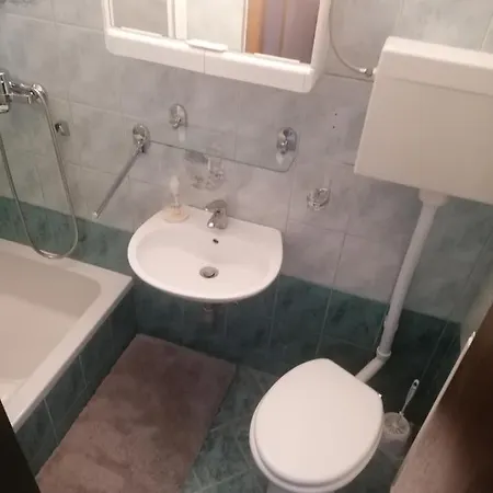 Apartma Gace Apartment
