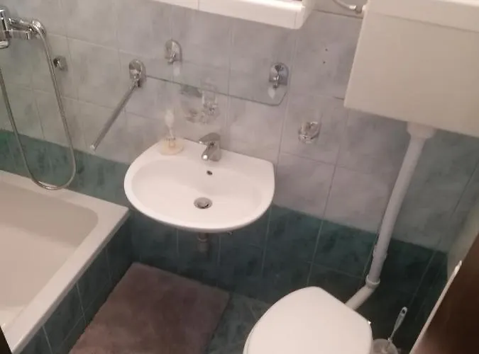 Apartma Gace アパート